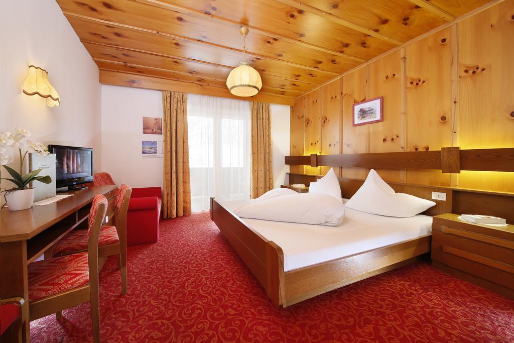 Hotel Alpenblick Pfelders Exterior foto